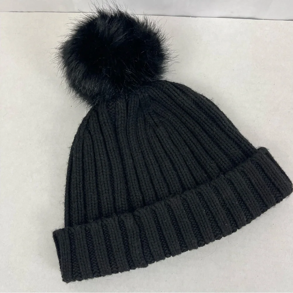 J.Crew Black Knit Beanie Hat Faux Fur Pom One Size OS Ribbed Winter Cold Weather